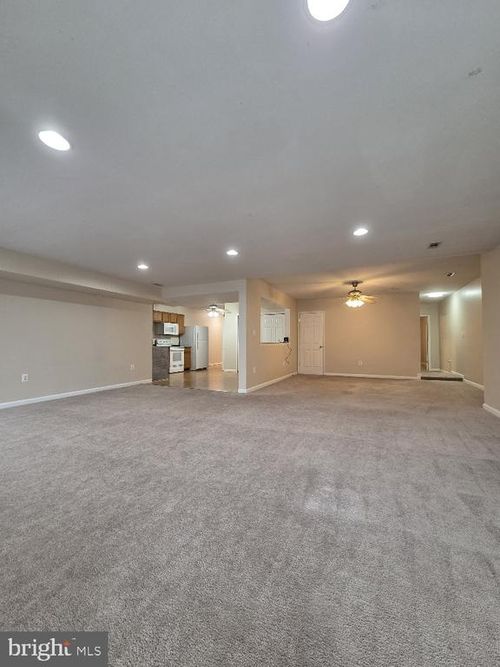 8214 Howard Trl, Fredericksburg, VA, 22407-2126 | Card Image