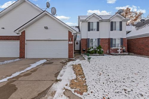 3836 Lesia Dr, Warren, MI, 48091-6515 | Card Image