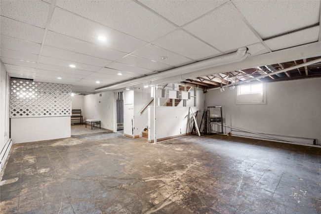 2469 1 St St, House other with 3 bedrooms, 2 bathrooms and null parking in Cedar Rapids IA | Image 15