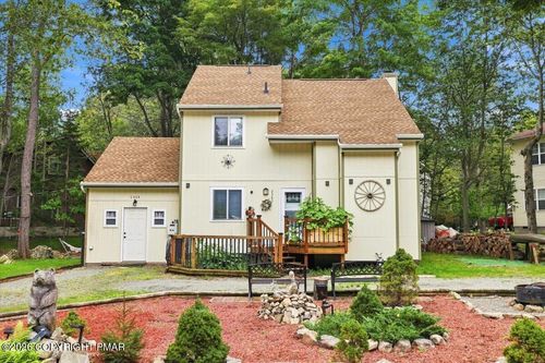 2385 Winding Way, Tobyhanna, PA, 18466-3727 | Card Image