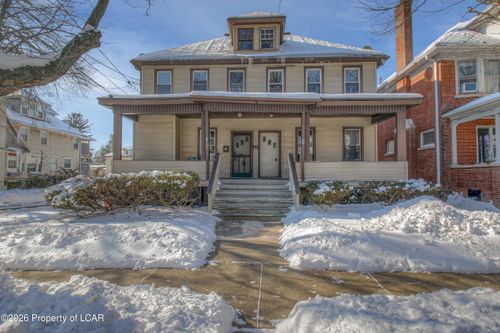 37-39 Pierce St, Kingston, PA, 18704-4628 | Card Image