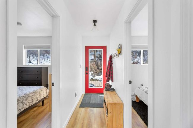 62 Sands St, House other with 3 bedrooms, 2 bathrooms and null parking in Rochon Sands AB | Image 5