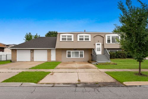 16447 76th Ave, Tinley Park, IL, 60477-1571 | Card Image