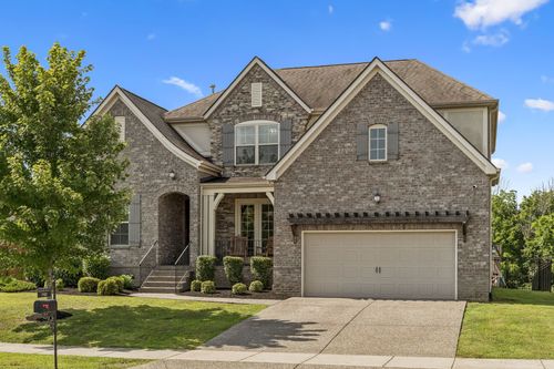 742 Burgess Dr, Goodlettsville, TN, 37072-1473 | Card Image