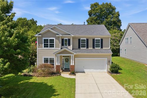 224 Morning Dew Ln, Mount Holly, NC, 28120-9059 | Card Image