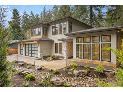 3520 Lake Grove Ave, House other with 4 bedrooms, 3 bathrooms and 3 parking in LakeOswego OR | Image 2