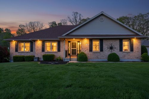 570 E Hoewisher Rd, Sidney, OH, 45365-1876 | Card Image