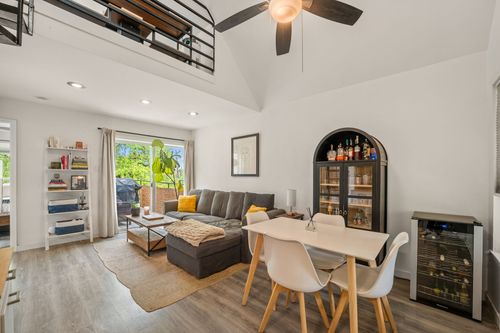 apt-208-1514 Parker Ln, Austin, TX, 78741-2564 | Card Image