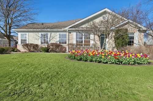 2382 Carillon Dr, Grayslake, IL, 60030-4401 | Card Image