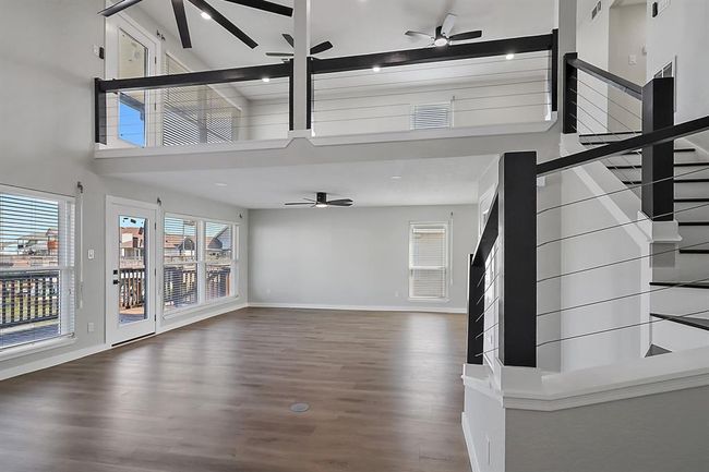 334 Admiral Cir, House other with 4 bedrooms, 3 bathrooms and 3 parking in Tiki Island TX | Image 12