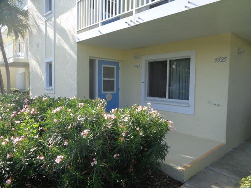 5527 Ne Gulfstream Way, Stuart, FL, 34996-1732 | Card Image