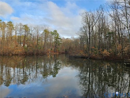 291 Land Or Dr, RUTHER GLEN, VA, 22546-1242 | Card Image