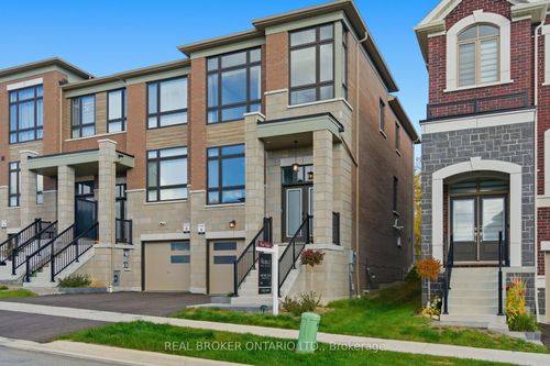 2825 Albatross Way, Pickering, ON, L1X0P6 | Card Image