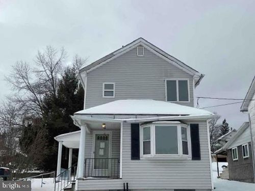 719 Railroad St, FOREST CITY, PA, 18421-1128 | Card Image