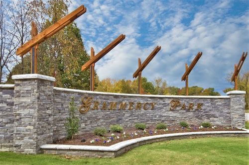 2002 Ne Chaucer St, Bentonville, AR, 72712 | Card Image