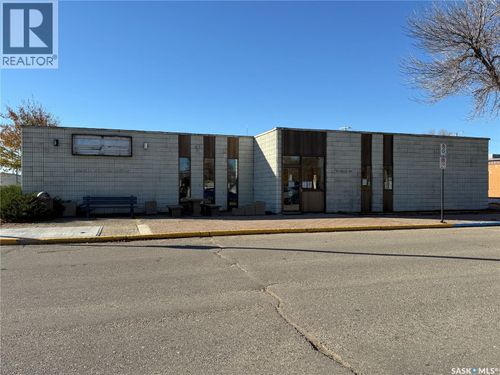 175 3 Ave E, Melville, SK, S0A2P0 | Card Image