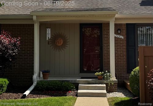 22208 Pondview, Novi, MI, 48375-5039 | Card Image