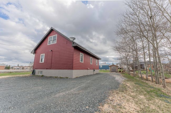 55 Highway 11 W, House other with 4 bedrooms, 2 bathrooms and 4 parking in Smooth Rock Falls ON | Image 48