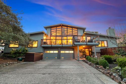 720 Temescal Way, Emerald Hills, CA, 94062-4067 | Card Image