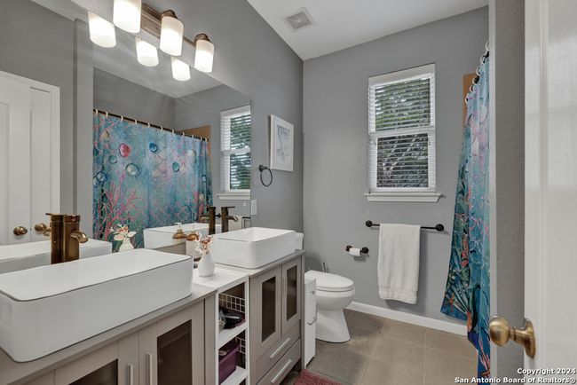 8511 Magdalena Run, House other with 3 bedrooms, 2 bathrooms and null parking in Helotes TX | Image 20