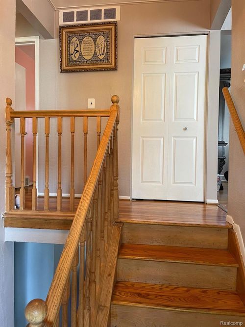 34544 Sandwood Dr, Sterling Heights, MI, 48310-5334 | Card Image