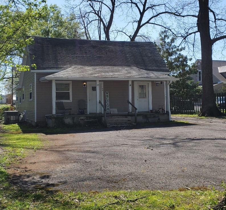 Polk St, Tullahoma, TN 37388