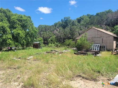 6681 Valley Dr, Belton, TX, 76513-6679 | Card Image