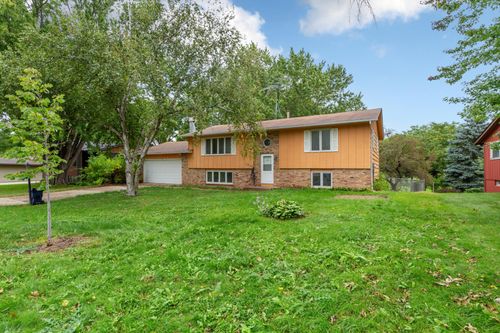 1513 Eisenhower Ct, Northfield, MN, 55057-3003 | Card Image