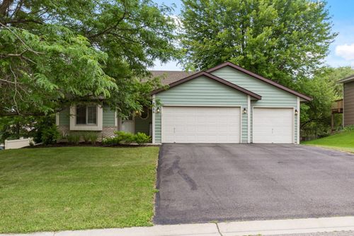 8386 168th St W, Lakeville, MN, 55044-6227 | Card Image
