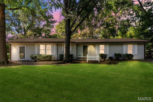 34 Saint Cloud Ct, Lake St Louis, MO, 63367-1725 | Card Image
