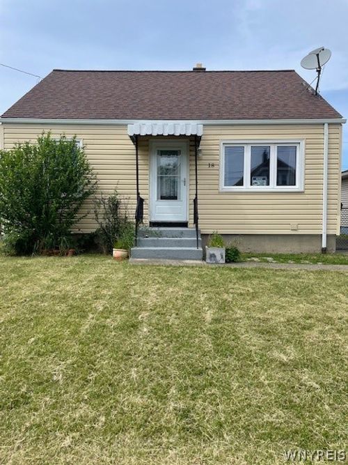 18 Kofler Ave, Buffalo, NY, 14207-1823 | Card Image