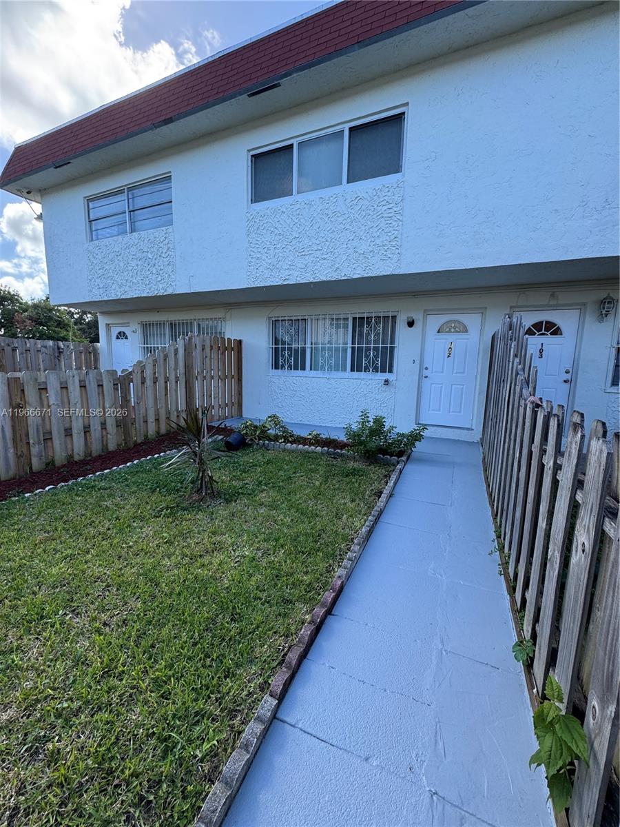 Residential Lease in Miami 3