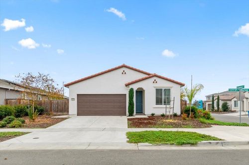 2052 Englebright Way, Plumas Lake, CA, 95961-1000 | Card Image