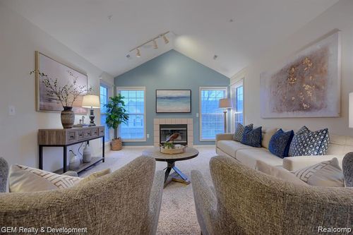 28364 Carlton Way Dr, Novi, MI, 48377-2635 | Card Image