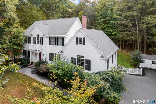 74 Farm View Rd, Bethany, CT, 06524-3382 | Card Image