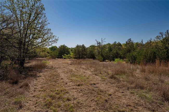 5611 S Us Highway 77, Home with 0 bedrooms, 0 bathrooms and null parking in Warda TX | Image 14