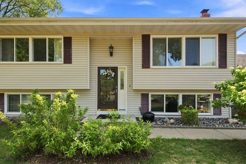 3236 115th Ln Nw, Coon Rapids, MN, 55433-2705 | Card Image