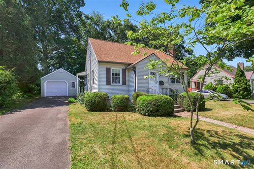 64 Bretton Road, Manchester, CT, 06042 | Card Image
