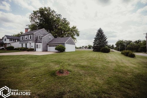 1731 N Elm St, Ottumwa, IA, 52501-1421 | Card Image