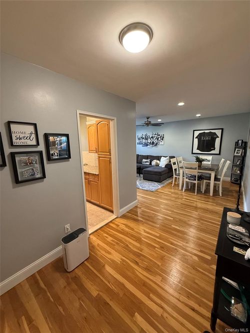 apt-2h-25 Elizabeth St, Farmingdale, NY, 11735-1974 | Card Image