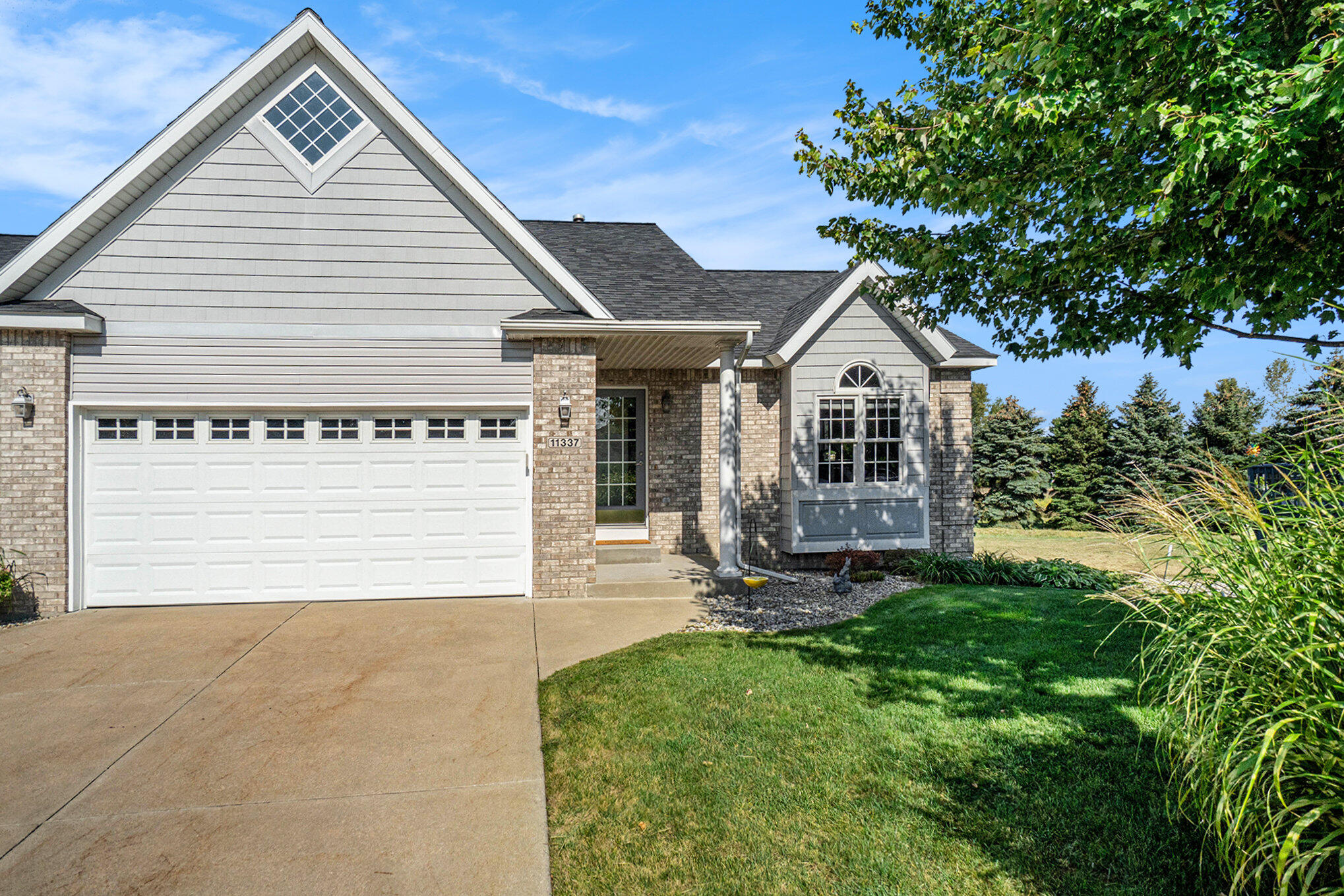 Avocet Ct, Holland, MI 49424