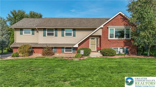 704 Concord Rd, Nazareth, PA, 18064-8951 | Card Image