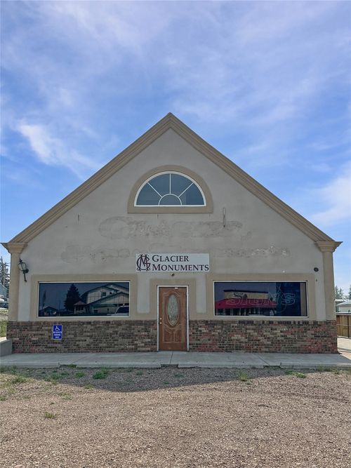 612 W Main St, Cut Bank, MT, 59427-2801 | Card Image
