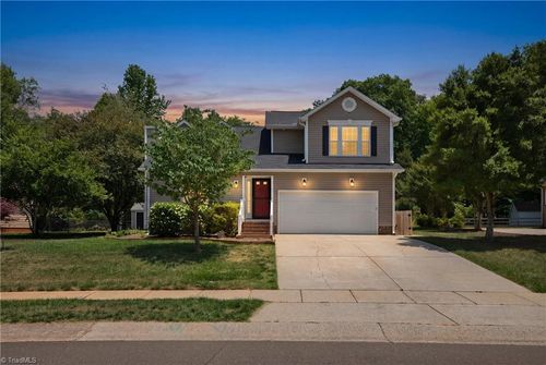 108 Holly Ridge Ln, Mebane, NC, 27302-8164 | Card Image