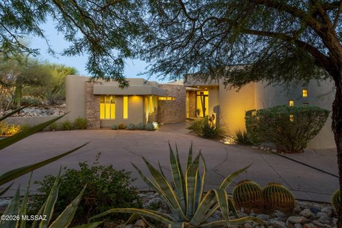 1893 E Quiet Canyon Dr, Tucson, AZ, 85718-7820 | Card Image