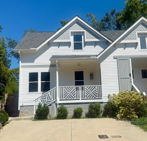 916 Green St, Franklin, TN, 37064-2414 | Card Image