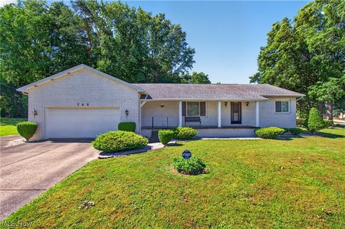 745 Concord Street Nw, Massillon, OH, 44646 | Card Image