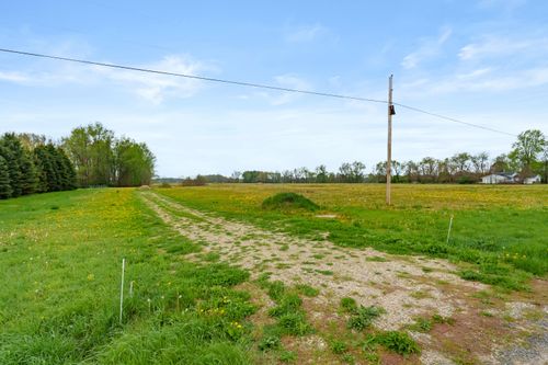 8090 E W Avenue E, Vicksburg, MI, 49097 | Card Image