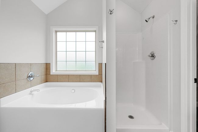 1383 Whitt Ln, House other with 3 bedrooms, 2 bathrooms and 4 parking in Clarksville TN | Image 15