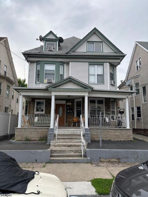 618 E 26th St, Paterson, NJ, 07504-1916 | Card Image